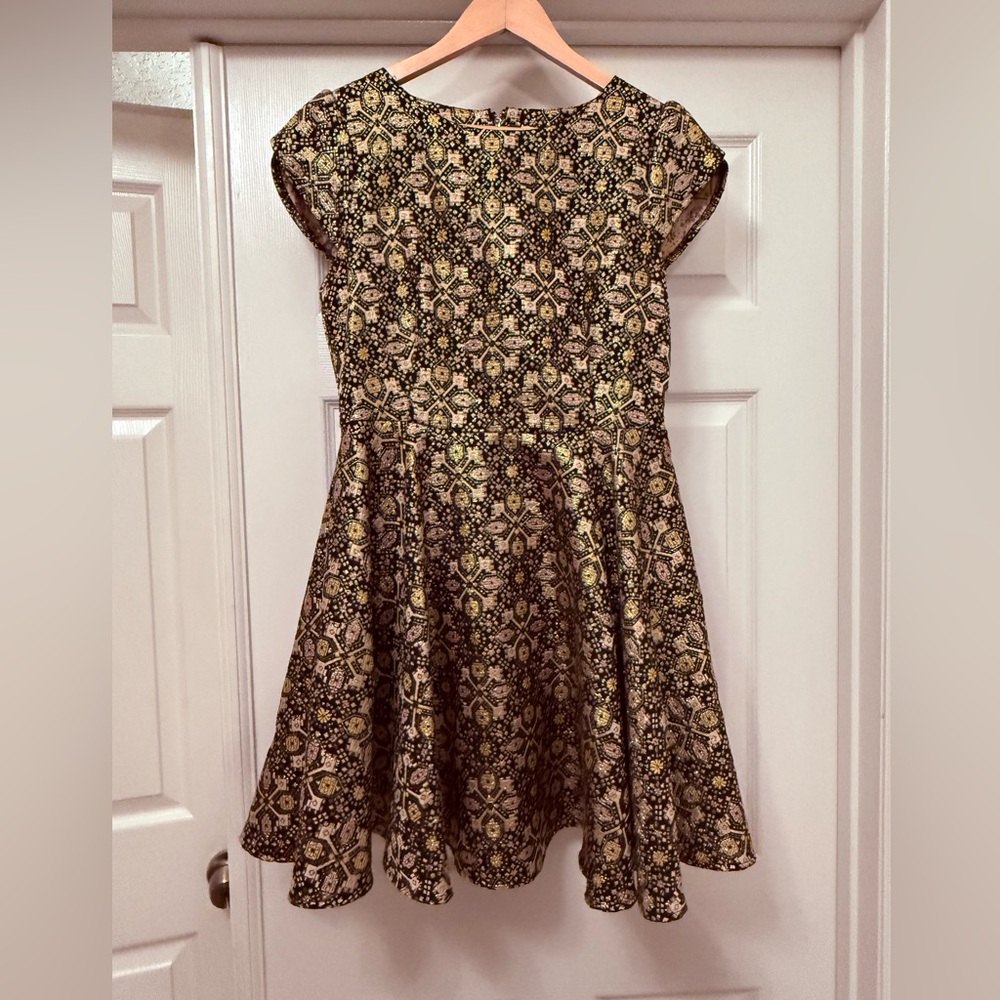 Moon Brocade Dress Womens Gold Black Metallic Cutout Back Fit‎ Flare Skater Mini